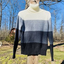 Vintage Jeana Medium Acrylic Greyscale Stripe Sweater  - £38.77 GBP