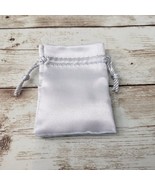 2.75&quot; x 2&quot; Small Silver Draw String Gift Bag (For Necklaces etc) - New - £5.49 GBP