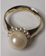 Vintage AJC Gold Tone And Large Faux Pearl Ring Brooch  - £23.90 GBP