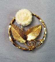 Vintage 1960s White Flower 12K GF pin Reiss CR Co Estate Jewelry  1 1/2&quot; - £19.38 GBP