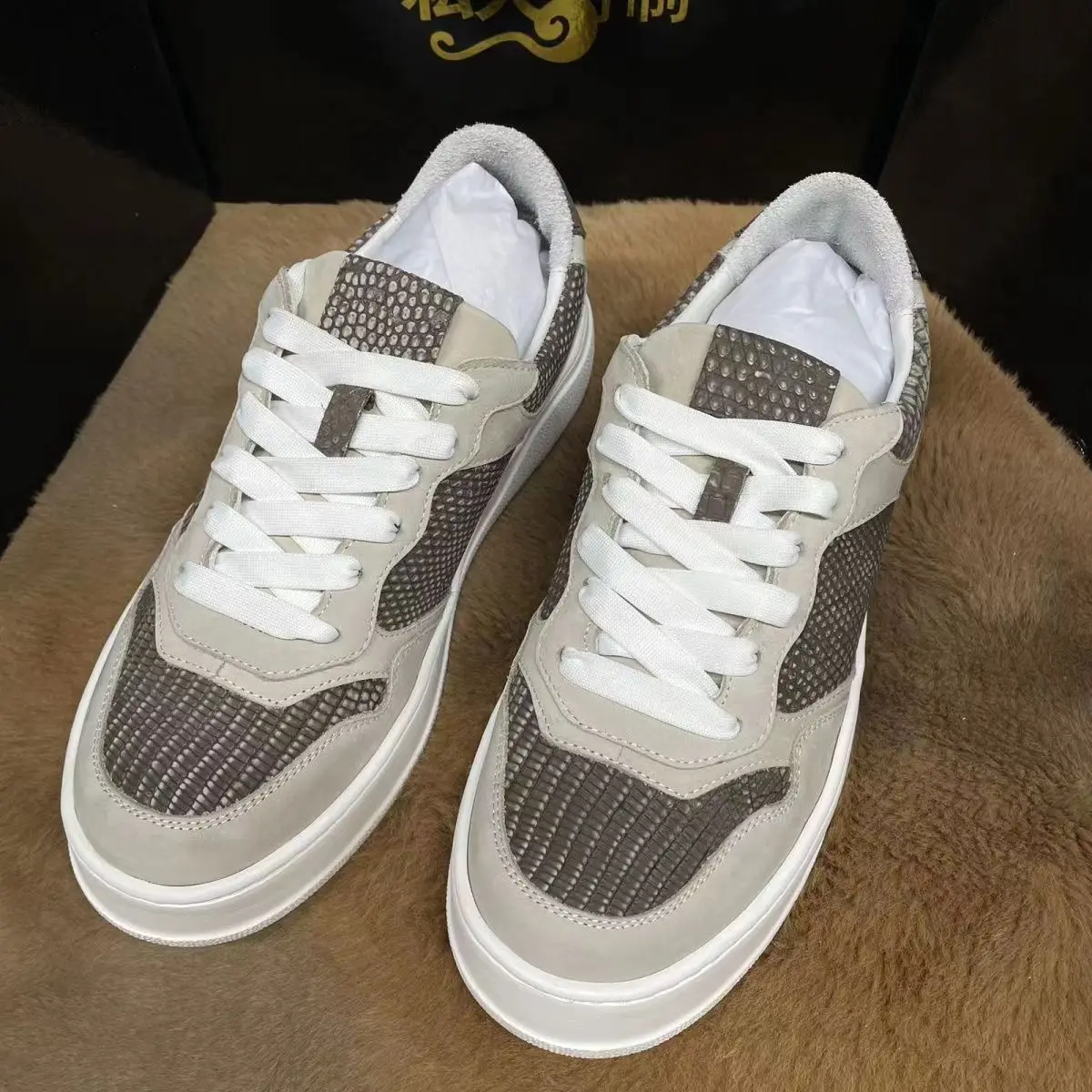 O 2023 new arrival fashion lizard skin cow leather causal shoes men male sneaker pdd209 thumb200