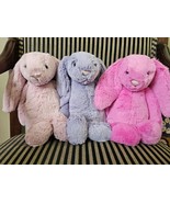 Jellycat Medium Bashful Bunny Lot of 3 NWT Hotpink Tulip Viola Pink Purple - $3,081.89 MXN