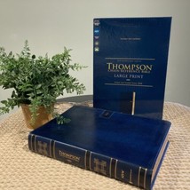 NIV Large Print Thompson Chain Reference Bible | Navy | Comfort Print | 10.5 Pt - £35.37 GBP