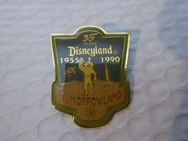 Disney Trading Pins 1935 DLR Cast Member - 35th Anniversary Shield Set (... - $7.70