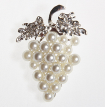 1pc Pearl crystal brooch,Corsage Brooch,dressing accessories,Rhinestone ... - $7.70