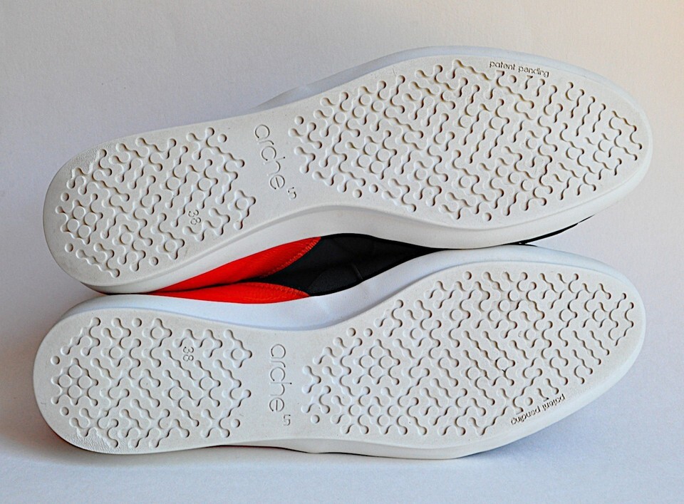 Arche Nassky Slip-on Black & Red Rear Zip Stretch Sneakers Euro Size 38 US 7 VGC Item image 4