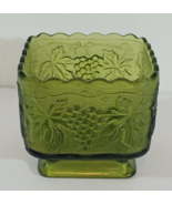 Vintage ANCHOR HOCKING SQUARE GREEN GLASS DISH Grapes Leaves Ruffled Edge - $18.99