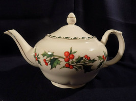 1992 Tom Hegg Waldman House A Cup Of Christmas Tea 4 Cup Tea Pot - Excellent - £31.93 GBP