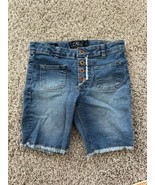 Lucky Brand Raw Hem Button Fly Classic Bermuda Shorts Girl’s Size 8 Pockets - $19.20 CAD