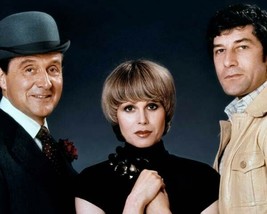 The New Avengers Joanna Lumley Gareth Hunt Patrick Macnee formal pose 8x10 photo - £7.66 GBP