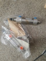 NEW LOT of 3 SMC Round Body 250 psi Pneumatic Air Cylinder # NCMC106-0075 - $1,046.53 MXN