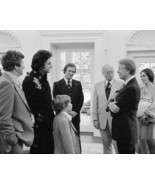 JIMMY CARTER AND JOHNNY CASH AT THE WHITE HOUSE PUBLICITY PHOTO 8X10 - $8.50