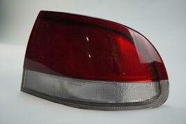 1993-1997 Mazda 626 Tail Light Brake Stop Lamp Quarter Right Side 2Vp937655 - $75.75