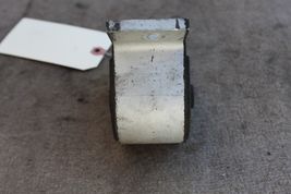 2005-2006 INFINITI G35 TRANSMISSION MOUNT K6250 image 6