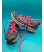 NIKE Air Alvord 10 Women's Sz 7.5 Trail Running Shoes Grey Berry - $44.55