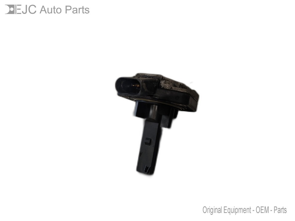 Low Oil Sending Unit For 01-02 Audi A4 Quattro  1.8 6PR00897902 - $25.94