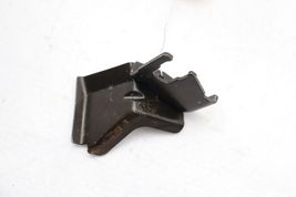 00-02 TOYOTA CELICA GTS 2ZZ-GE THROTTLE CABLE BRACKET E2759 image 11