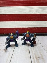 Fisher Price Great Adventures 1998 Set of 2 Purple Knights Armor Castle Toy Figs - £11.68 GBP