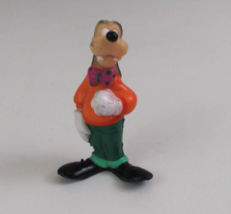 Vintage Smiling Goofy With Green Pants &amp; Orange Shirt 2.25&quot; Collectible ... - $4.94