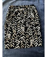 GRACE ELEMENTS sz 12 Career Skirt, black background w/Leaf Print - $12.00