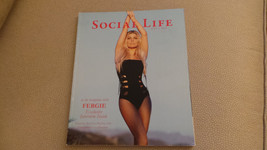 Social Life Hamptons Fergie of Black Eyed Peas; model Maggie Caruthers 7... - £11.80 GBP