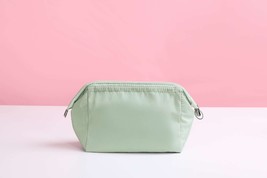 Toiletry Bag for girls Outdoor Multifunction Travel Cosmetic Bag Women Waterproo - £45.73 GBP