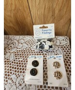 New Assorted Black And White Buttons + 2 New Pkgs of  Le Boutin Buttons ... - $283.06 MXN