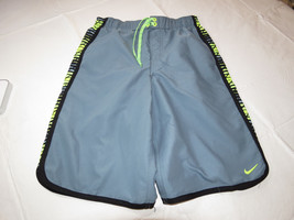 Men&#39;s swim trunks board shorts Nike NESS7438DS Graphite S Sheds Water NWT - £23.91 GBP