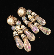 Chunky Dangle Earrings Faux Pearl Iridescent Beads Clip On - £6.84 GBP