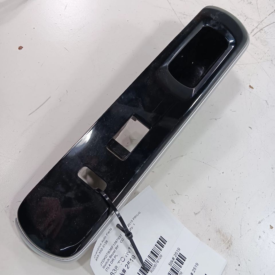 Toyota Prius C Window Switch Bezel Trim Right Front 2017 2016 2015 2014 ... - $20.65