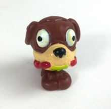 The Ugglys Pet Shop Series 1 Smelliest Brown Smelly Bum Boxer - $89.58 MXN