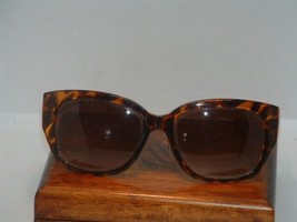 Pre-Owned Women’s Tortoise D by Oscar De La Renta Mod 1250 Sunglasses - £14.32 GBP