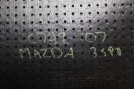2007 MAZDA 3 REAR LEFT FLOOR MAT C749 image 2