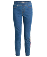 Pioneer Woman ~ Skinny ~ Straight ~ Embroidered ~ Medium Wash Jeans ~ SI... - $720.03 MXN