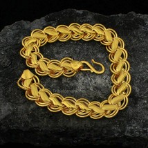 22kt yellow gold customized lotus chain bracelet hallmarked jewelry Indi... - $2,895.74+
