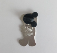 Disney Duffy The Bear Lapel Hat Pin - £4.95 GBP