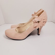 Flourish Womens Heels Size 10 Soft Pink Suede  Side Flower Bow - £13.18 GBP