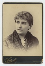 Antique Circa 1880s Cabinet Card Beautiful Woman Shawl Scholl Philadelphia, PA - £7.42 GBP