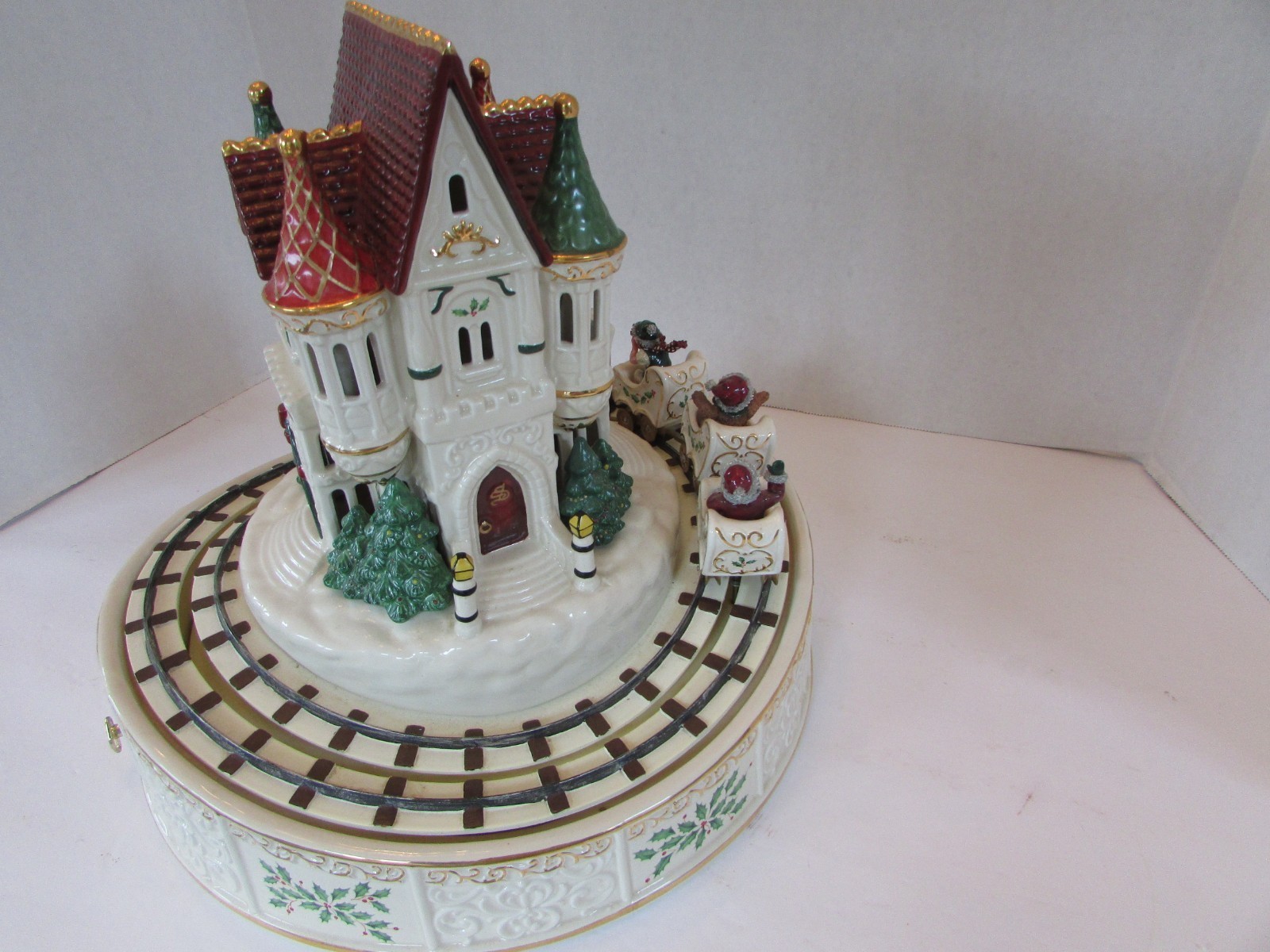Lenox Holiday Musical  Roller Coaster Animated Tabletop Decor Item image 5