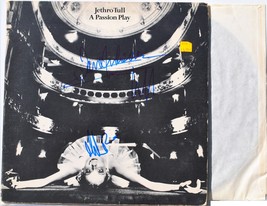 IAN ANDERSON &amp; MARTIN BARRE - JETHRO TULL - PASSION PLAY SIGNED ALBUM w/COA - €252,86 EUR