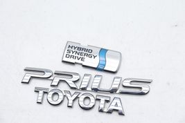 04-09 TOYOTA PRIUS REAR TRUNK LID EMBLEM HYBRID BADGE SET E1440 image 9