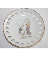 PRECIOUS MOMENTS Mini Plate 1985  &quot;Sew in Love&quot; with Stand #427 - £7.86 GBP