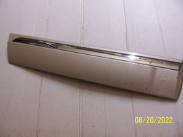 1998 99 Continental Ivory Right Rear Door Molding Trim Panel Oem Used Bad Chrome - £78.34 GBP