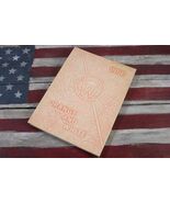 Vintage 1960 Orange and White Norfolk Virginia Private School Yearbook - €15,21 EUR