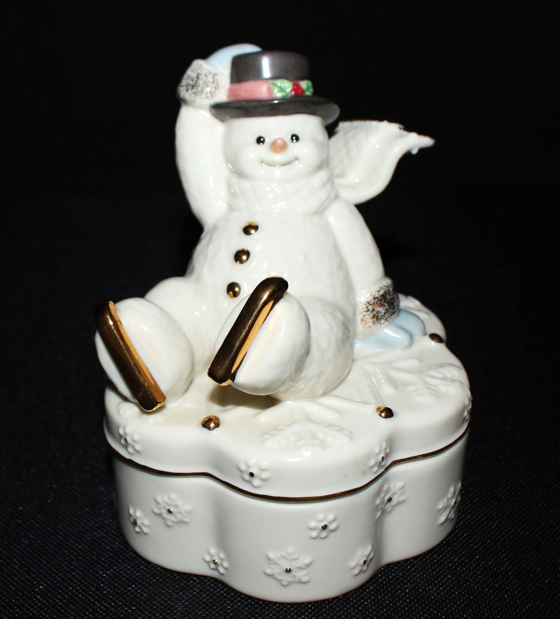 Lenox Snowman Figural Porcelain 4.25” Trinket Music Box, Plays Winter Wonderland - $19.95