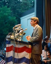 Senator Robert F. Kennedy speaks at campaign stop in Los Angeles New 8x10 Photo - £7.10 GBP