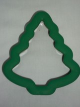 Wilton Comfort Grip Christmas Tree Cookie Cutter Holiday Green Baking - £11.98 GBP