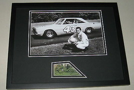 Richard Petty Signed Framed 11x14 Photo Display - £55.44 GBP