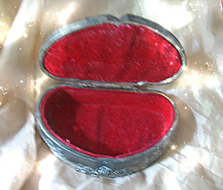 HAUNTED BOX CALL YOUR TWIN FLAME TO YOU HIGHEST LIGHT COLLECTION  7 SCHOLARS image 2