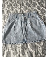 BANANA REPUBLIC Denim Skirt Sz 6 Light Wash Pockets - $13.00